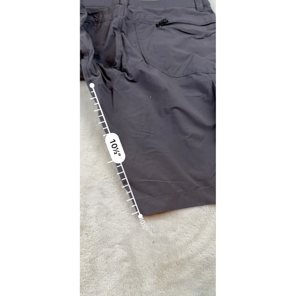 L.L.Bean Women's Gray Cargo Shorts Nylon Spandex Hiking Travel Size 32W - Picture 7 of 7